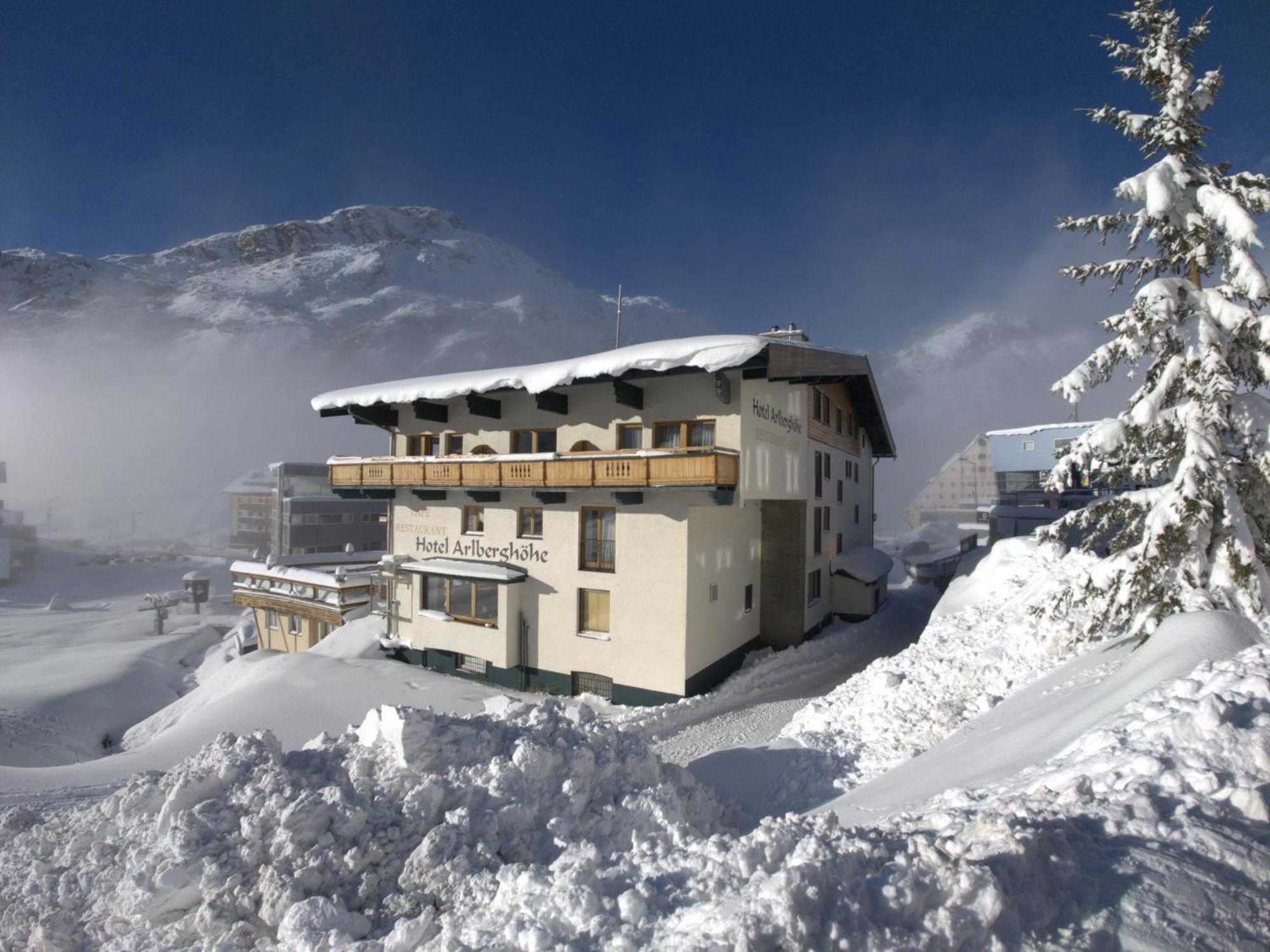 Hotel Chalet Arlberghöhe St. Christoph am Arlberg Exterior foto